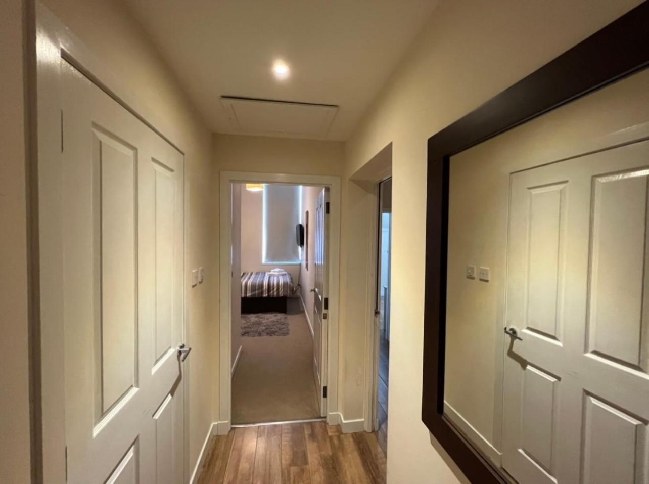 Two Bedrooms Well Equipped Flat-no Party *